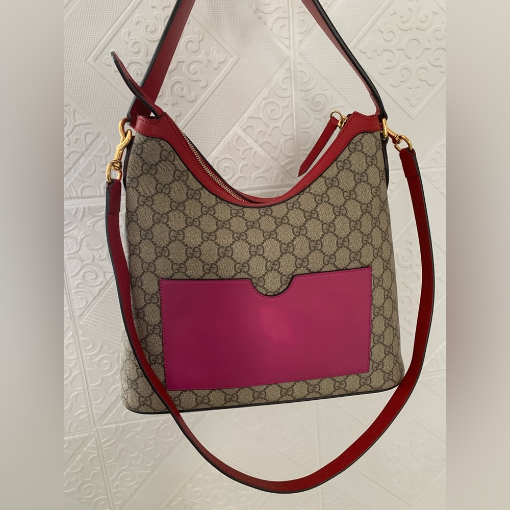 Gucci Red and Tan Shoulder Bag with GG Monogram - Picture 3 of 11